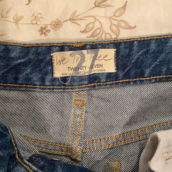 Free People Frayed Jeans - Picture 6 of 6